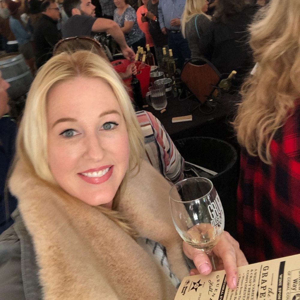 Meet your Posher, Jennifer